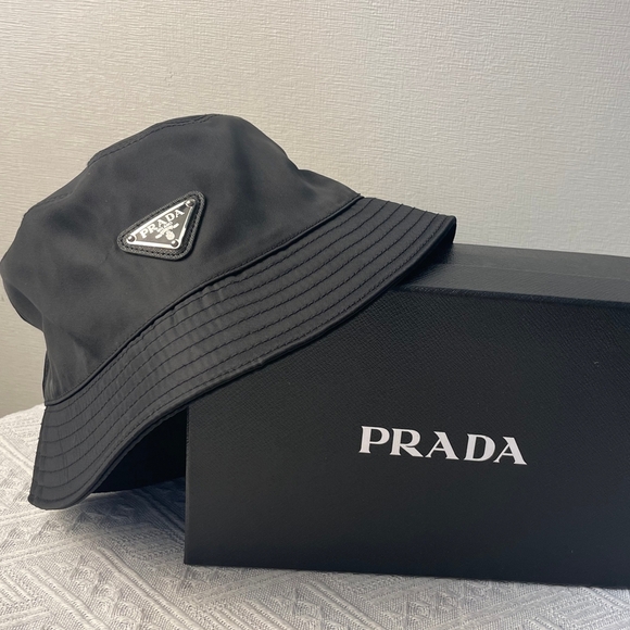 Prada Black Bucket Hat - Picture 1 of 4